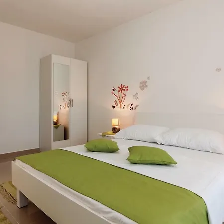 One-bedroom In Apartamento