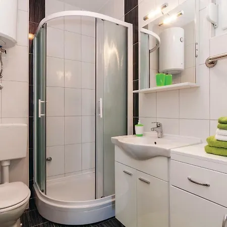 Apartamento One-bedroom In Vir