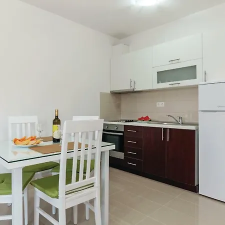 One-bedroom In *