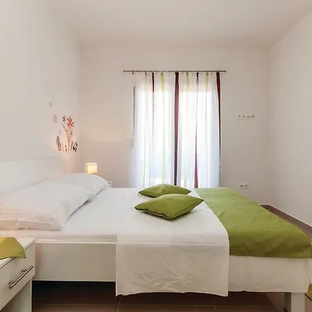 One-bedroom In *