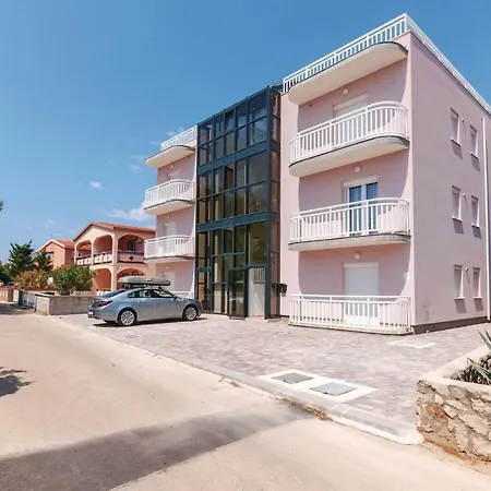 One-bedroom In Διαμέρισμα Vir